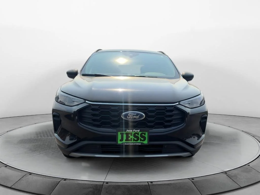 Certified Used 2026 Agate Black Metallic Ford ST-Line image 9