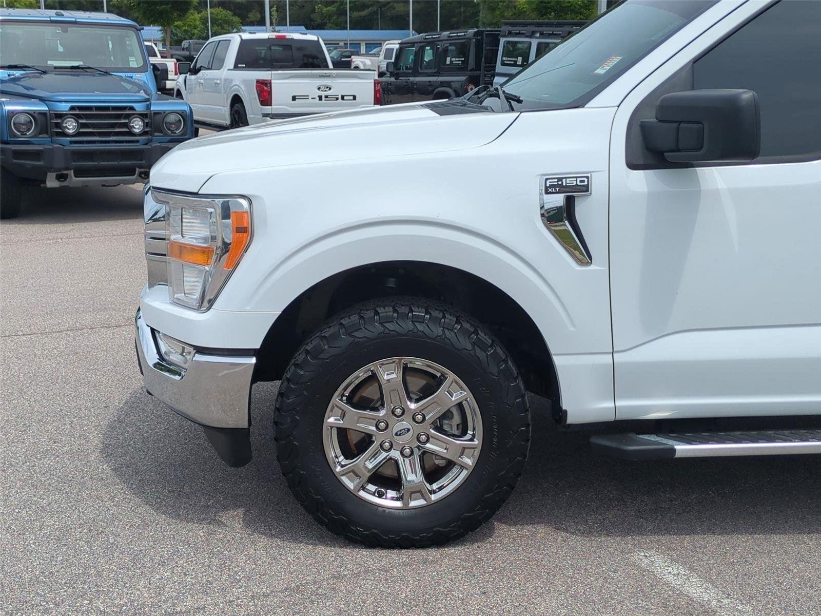 Used 2023 Oxford White Ford XL image 11
