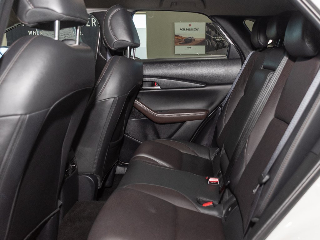 2024 Mazda CX-30 Premium - Photo 17