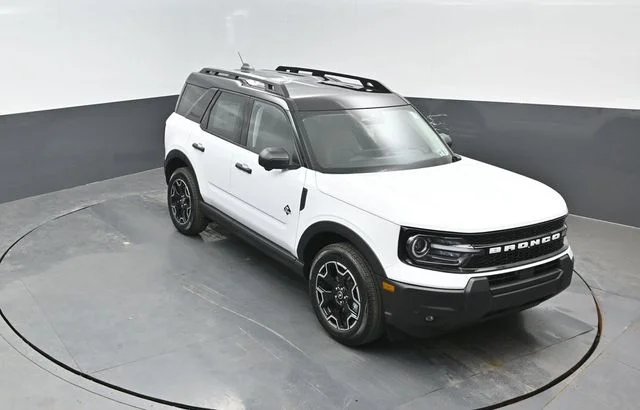 New 2026 Oxford White Ford Outer Banks® image 16