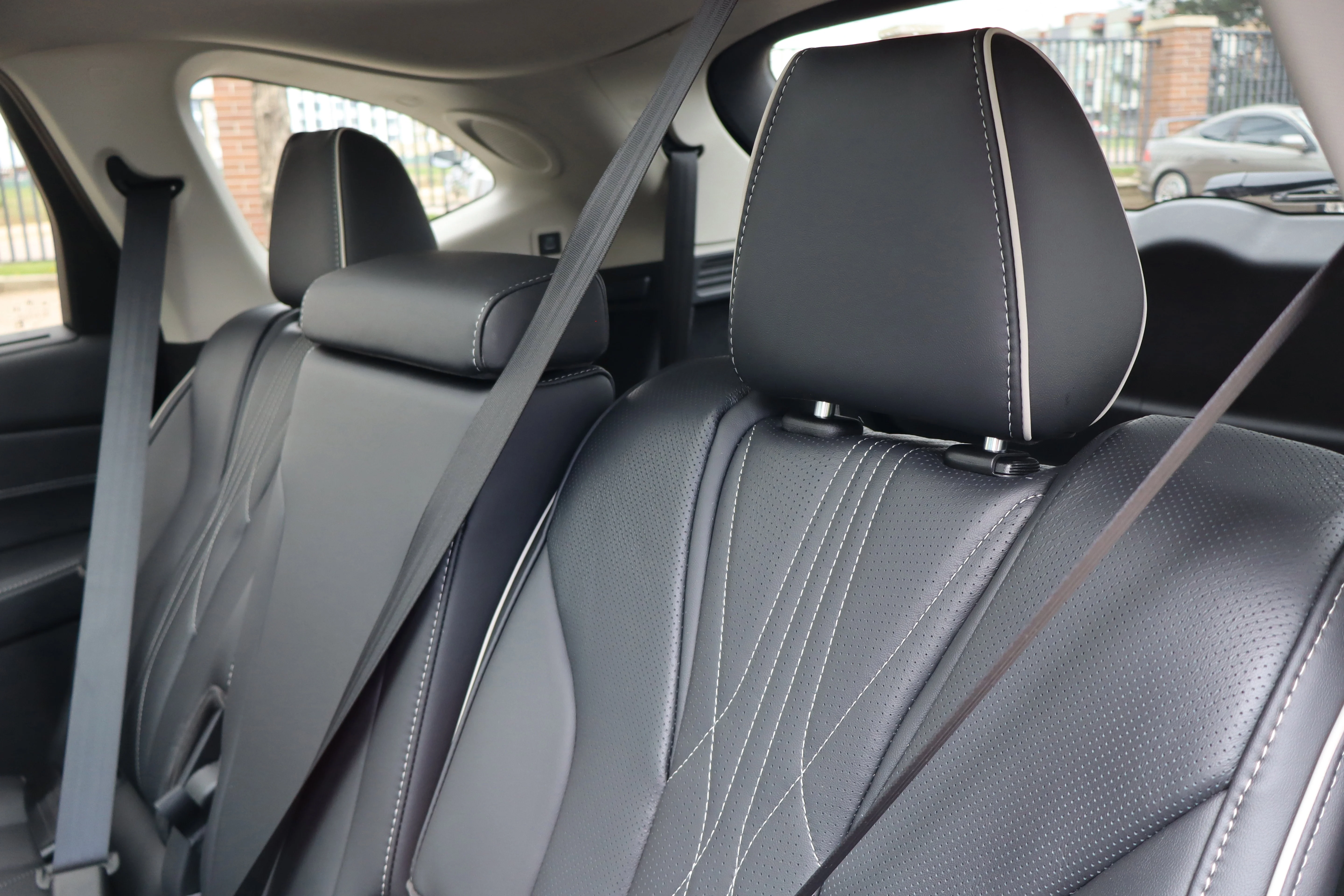 New 2026 Liquid Carbon Metallic Acura w/Advance Package image 25