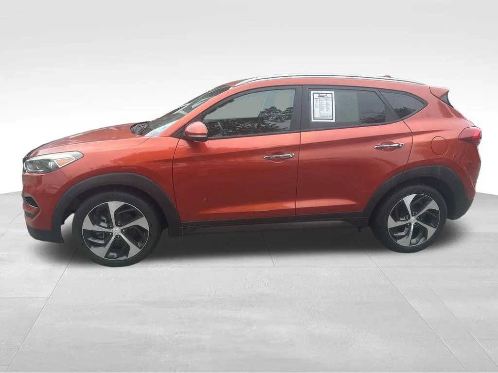Used 2016 Orange Hyundai Limited image 5