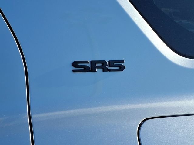 Used 2025  Toyota SR5 image 29