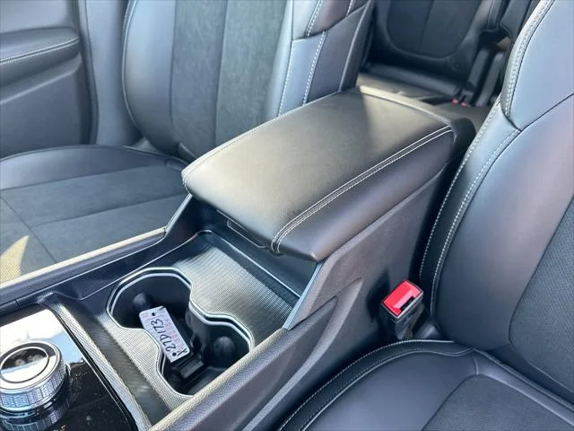 New 2027 High-Gloss Black Paint Jeep Laredo Altitude image 21