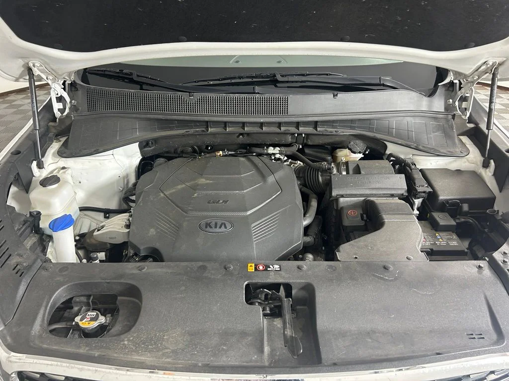 Used 2020 White Kia SX image 23