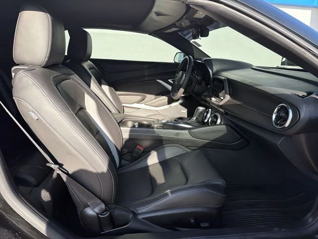 Used 2024 Black Chevrolet 3LT image 25