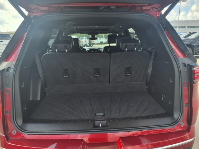 2023 Chevrolet Traverse High Country - Photo 8