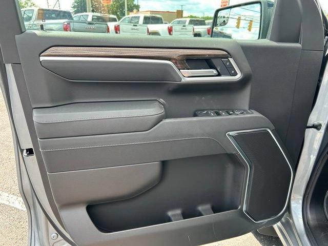 New 2026 Sterling Gray Metallic Chevrolet RST image 22