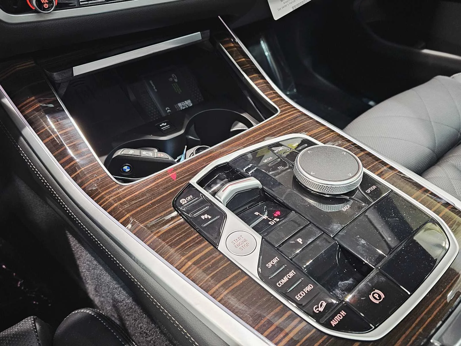 2026 BMW X5 40i - Photo 17