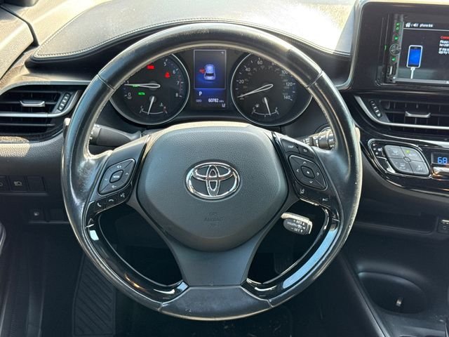 Used 2018 Black Toyota XLE Premium image 13