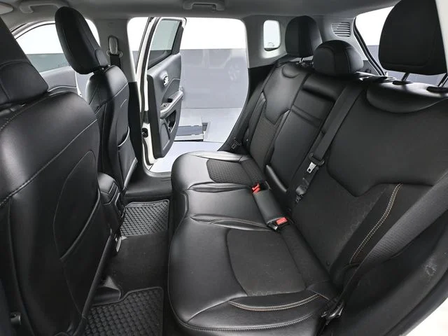 2018 Jeep Compass Latitude - Photo 37
