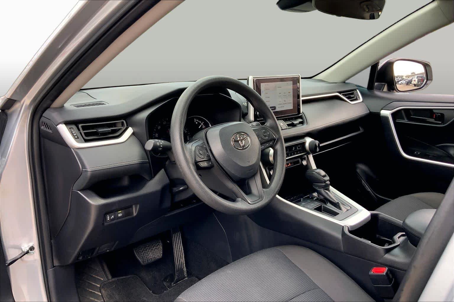 Used 2025 Silver Sky Metallic Toyota LE image 17