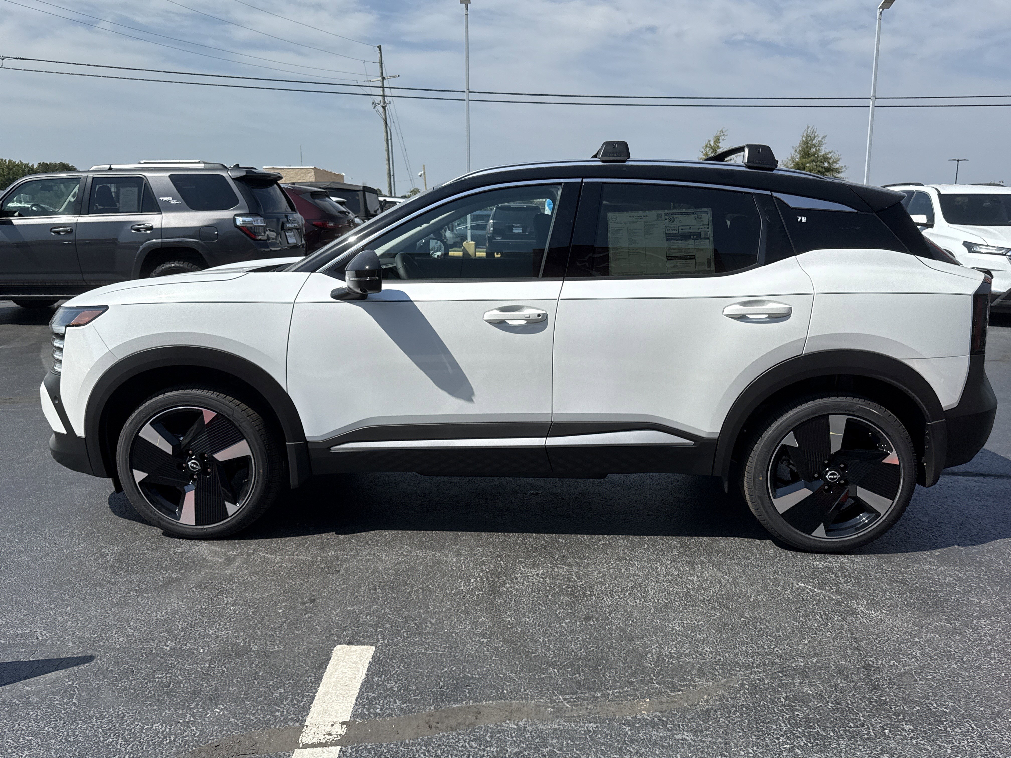 2026 Nissan KICKS SR AWD - Photo 10