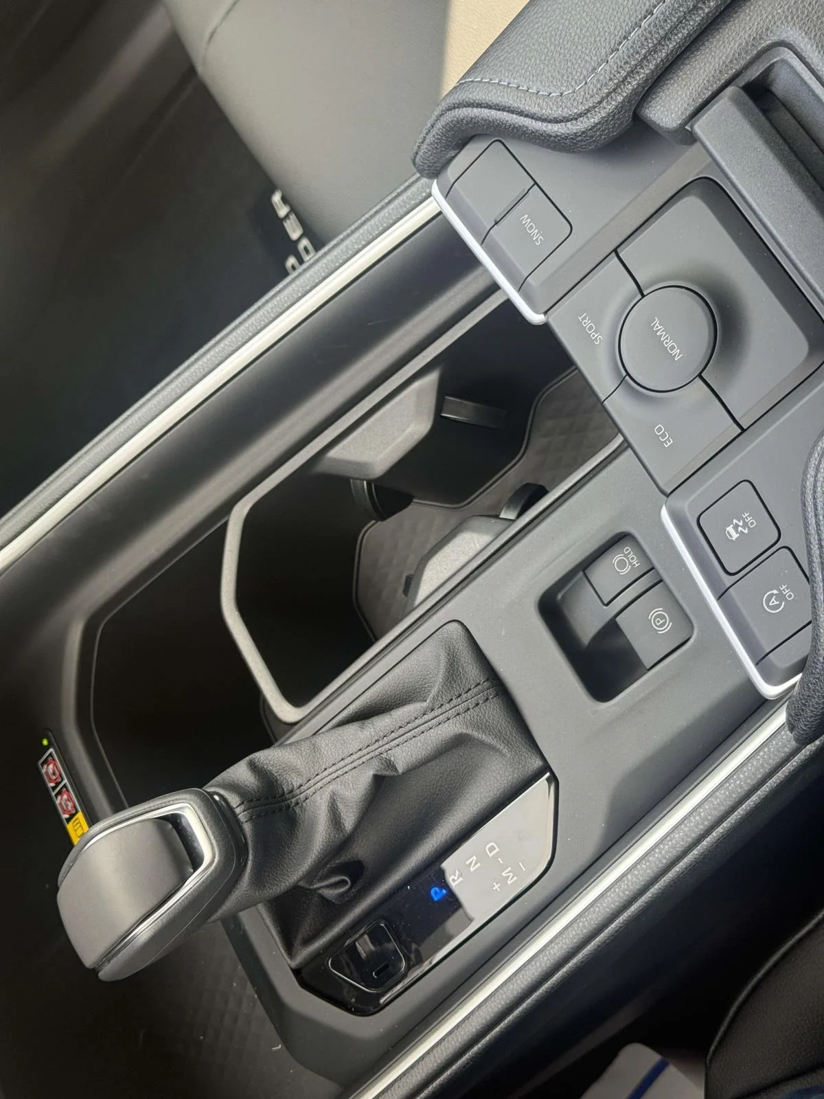New 2026 Wind Chill Pearl Toyota XLE image 11