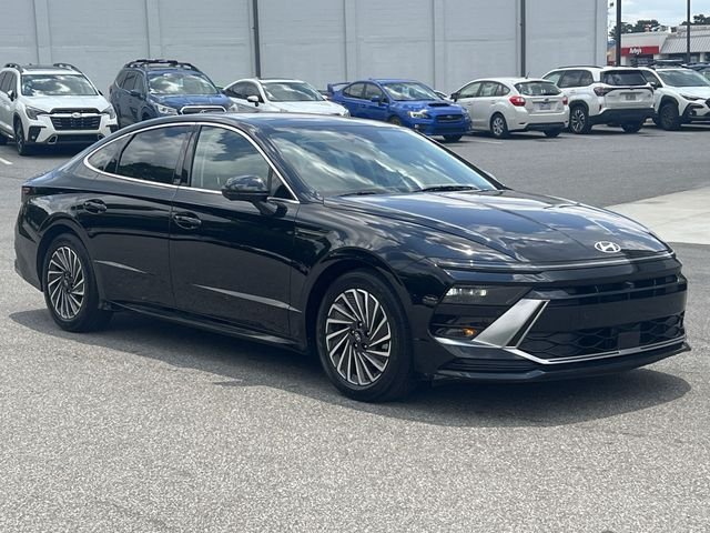 Certified Used 2025 Black Hyundai Limited image 15