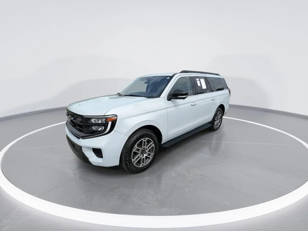 Used 2025 Silver Ford Active image 4