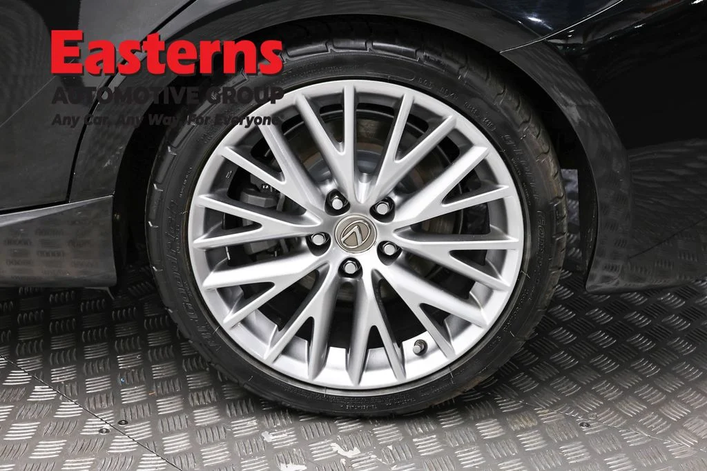 Used 2016 Black Lexus 300 image 8