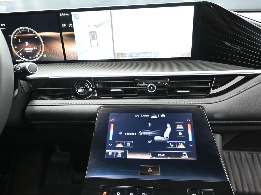 Certified Used 2025 Black INFINITI LUXE image 31