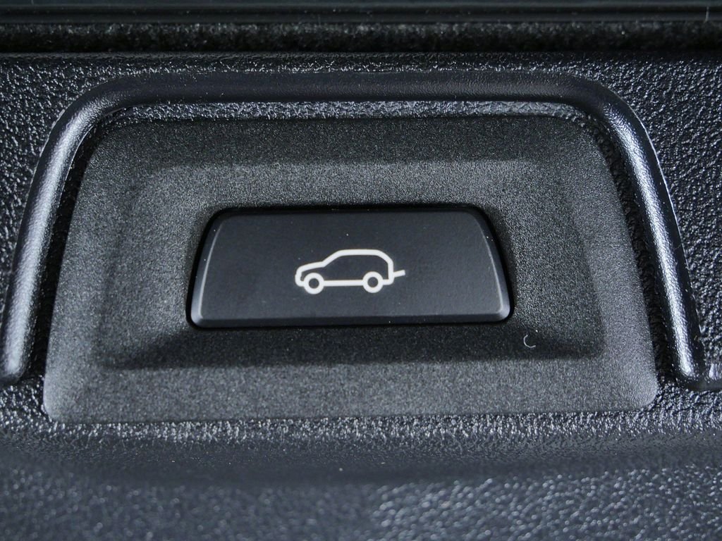 New 2026 Skyscraper Grey Metallic BMW xDrive40i image 26