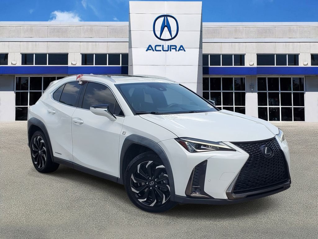 Used 2020 White Lexus 250h F SPORT image 1