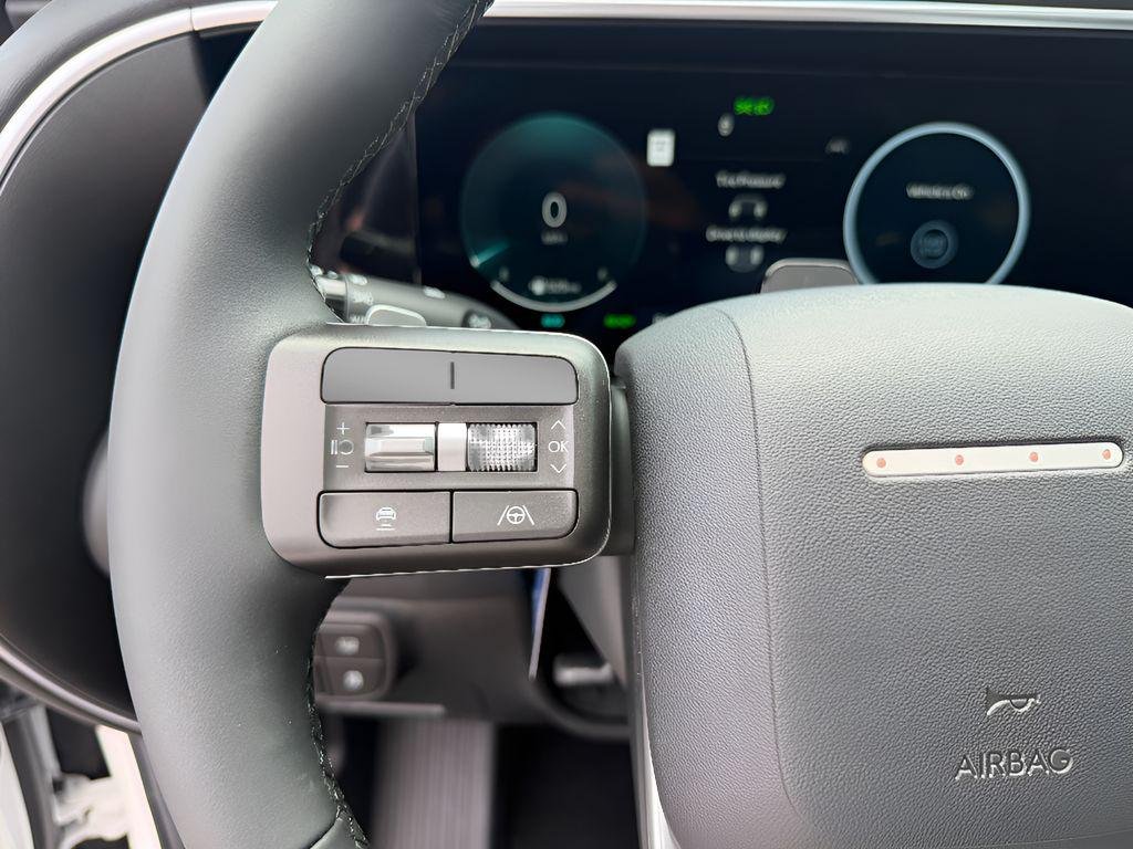 New 2026 Creamy White Pearl Hyundai Blue SEL Premium 7P image 23