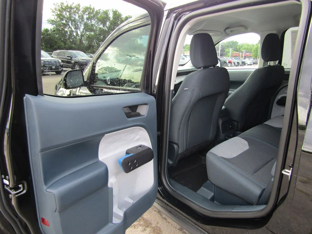 New 2026 Shadow Black Ford XLT image 26