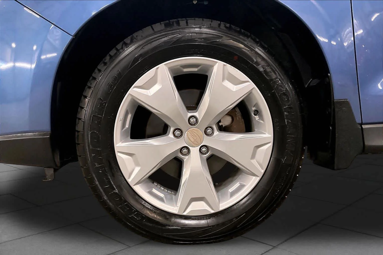 Used 2015 Quartz Blue Pearl Subaru 2.5i Limited image 11