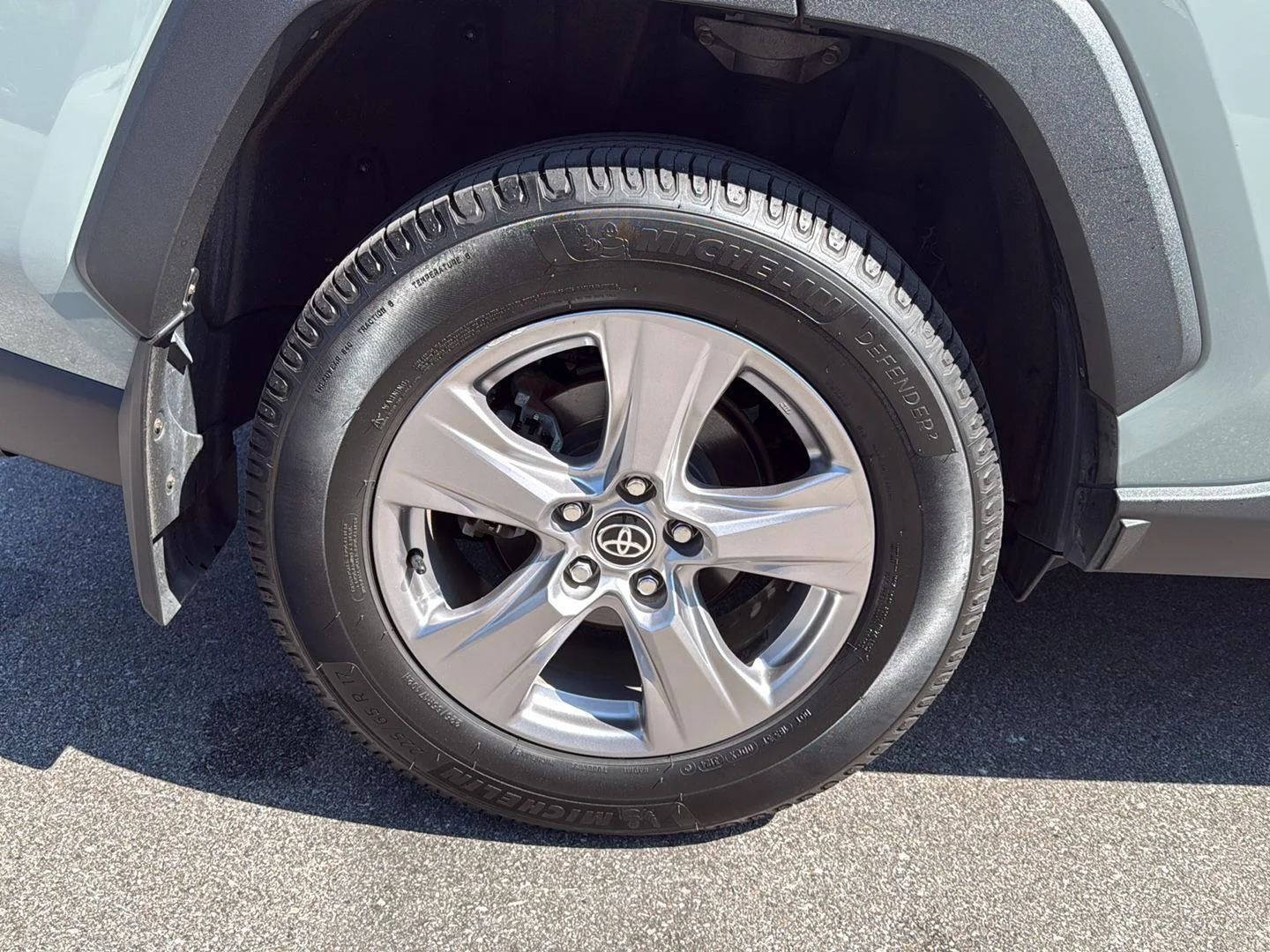 Used 2022 Lunar Rock Toyota XLE image 13