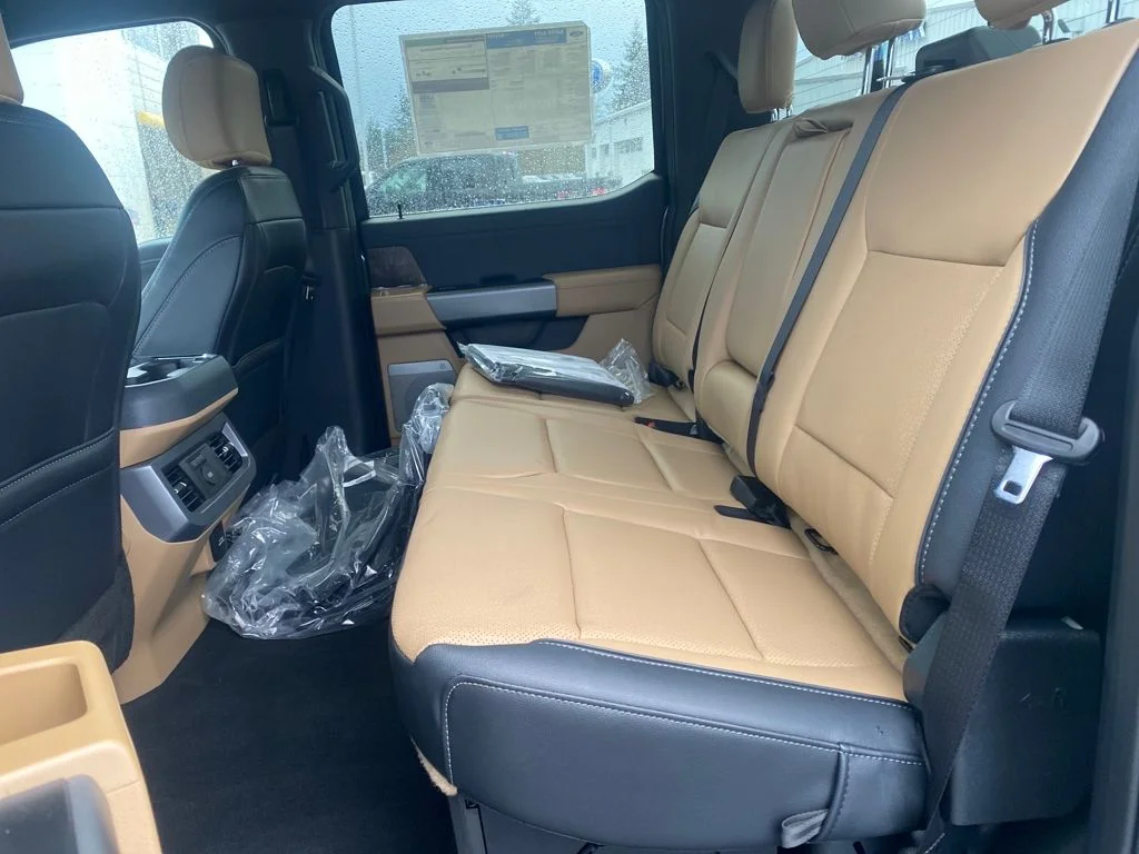 New 2026 Gray Ford Lariat image 30