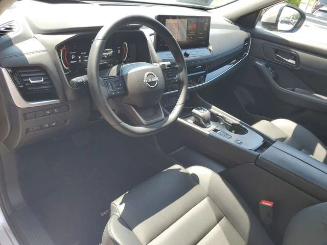 Certified Used 2025 Gold Nissan SL image 25