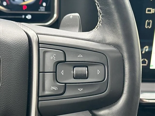 Used 2024 Silver GMC Denali Ultimate image 28