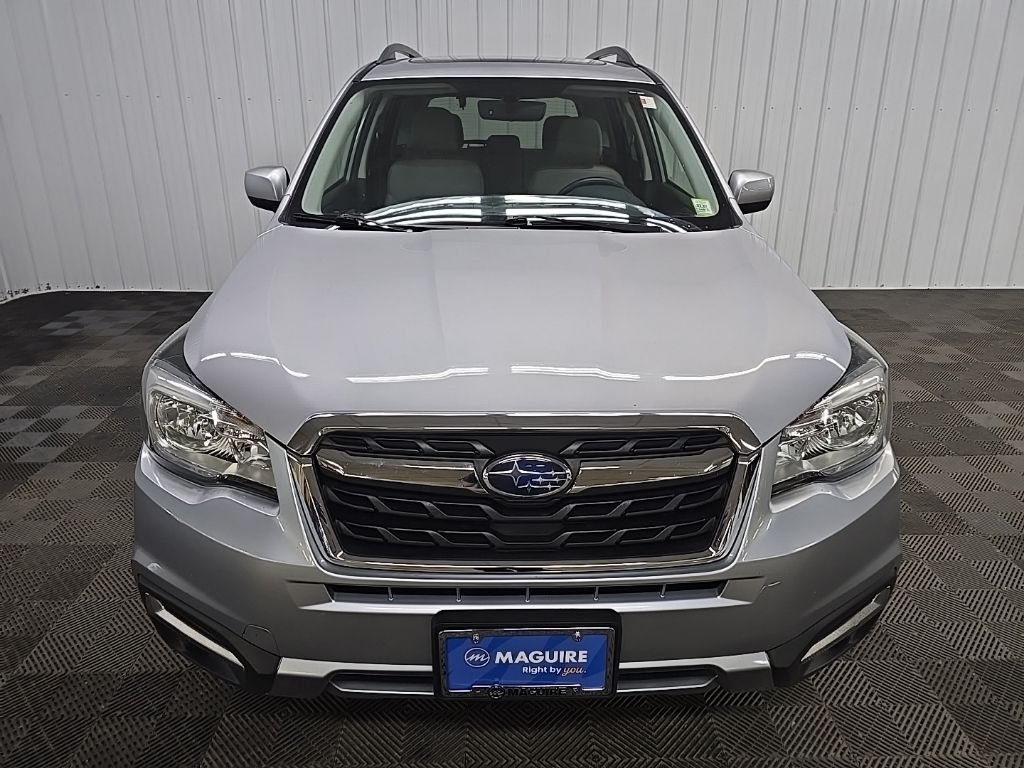 Used 2017 Silver Subaru 2.5i Premium image 8