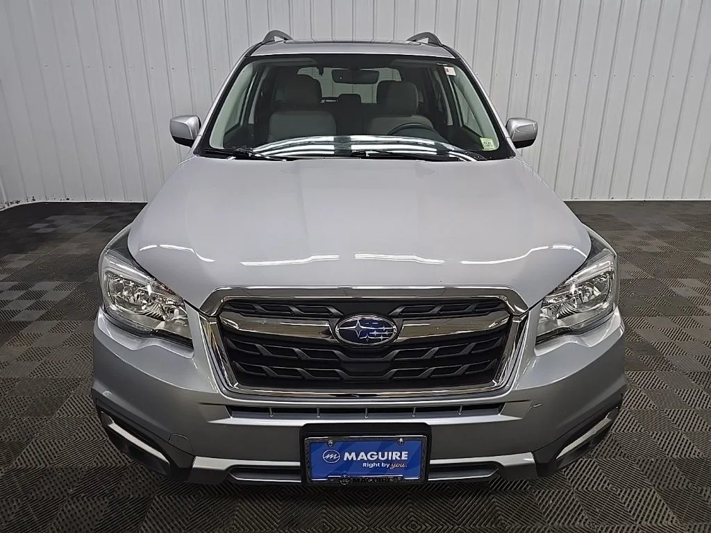 Used 2017 Ice Silver Metallic Subaru 2.5i Premium image 8