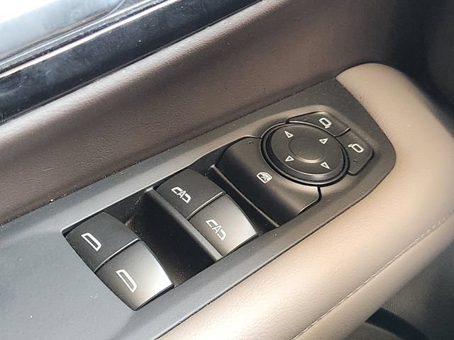 Used 2025 Black Chevrolet LT image 22
