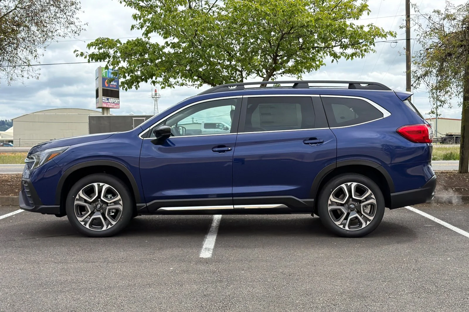 2026 Subaru Ascent Limited - Photo 7