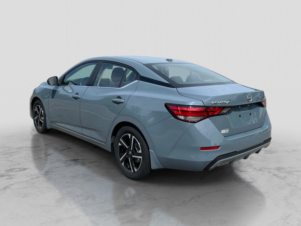 Used 2024 Gray Nissan SV image 3