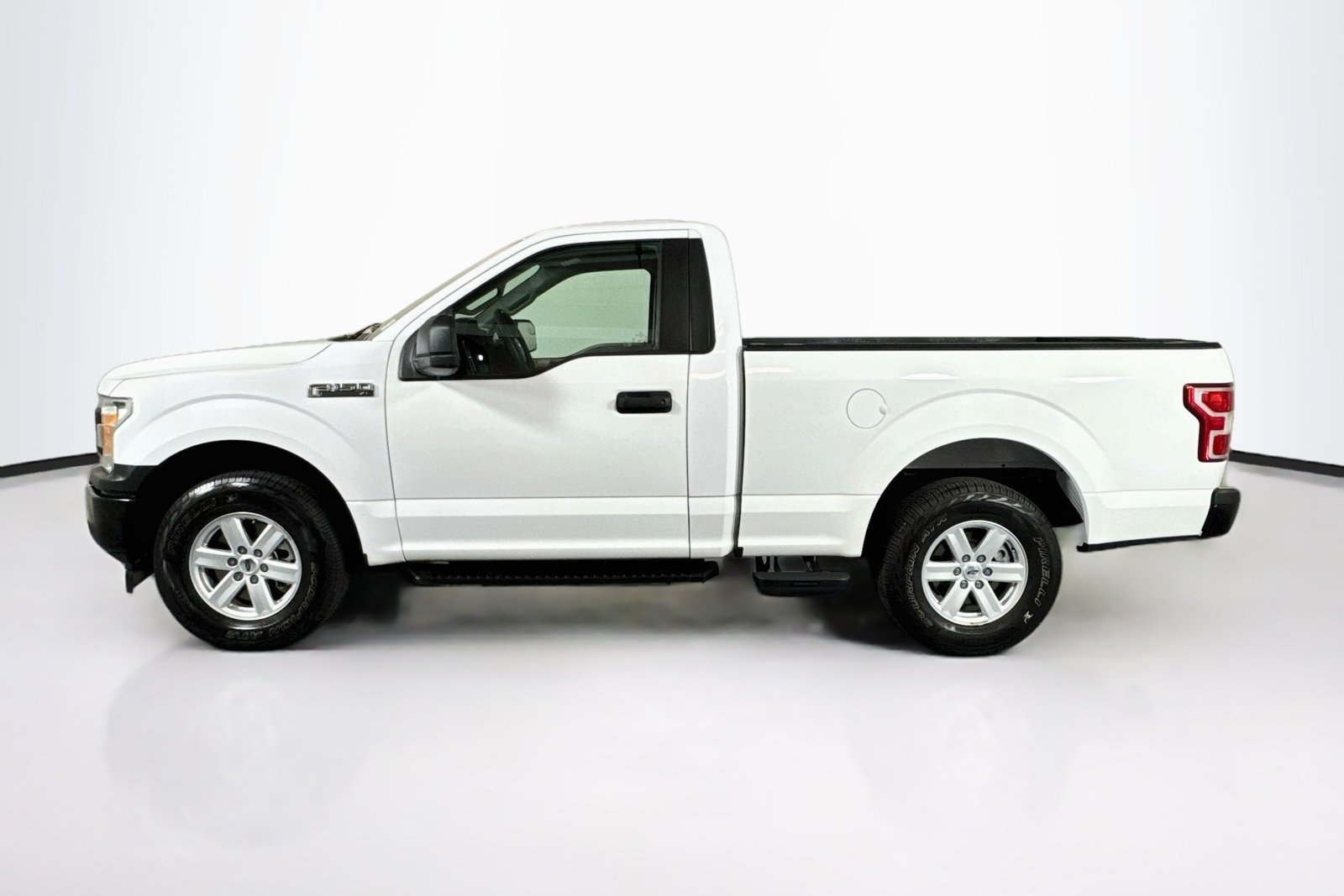 Used 2020 Oxford White Ford XL image 8