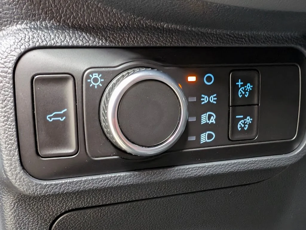 New 2026 Carbonized Gray Metallic Ford Active image 10