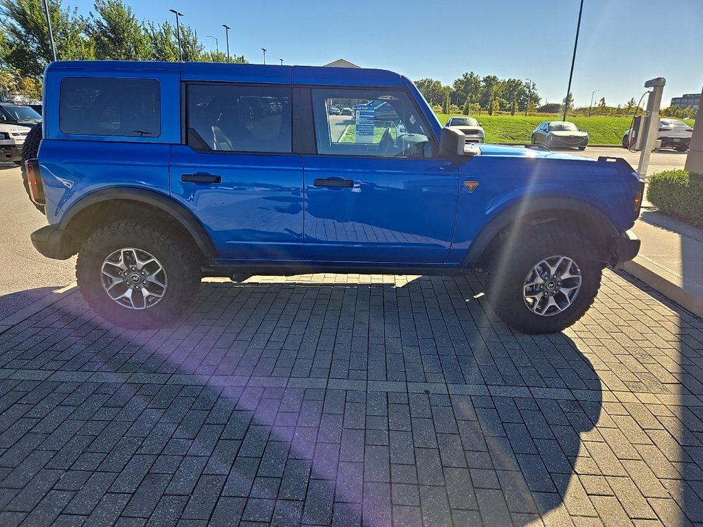 Used 2025 Blue Metallic Ford Badlands image 4