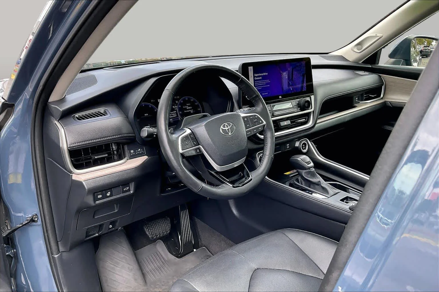 Used 2024 Storm Cloud Toyota Platinum image 17