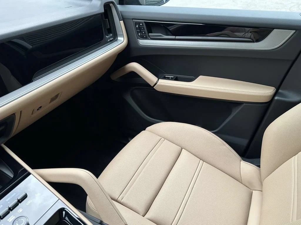 New 2026 Blue Porsche  image 28