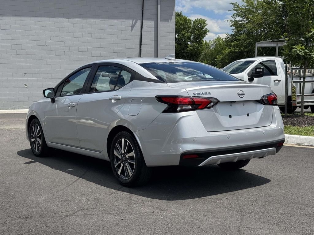 Used 2025 Silver Nissan 1.6 SV image 23