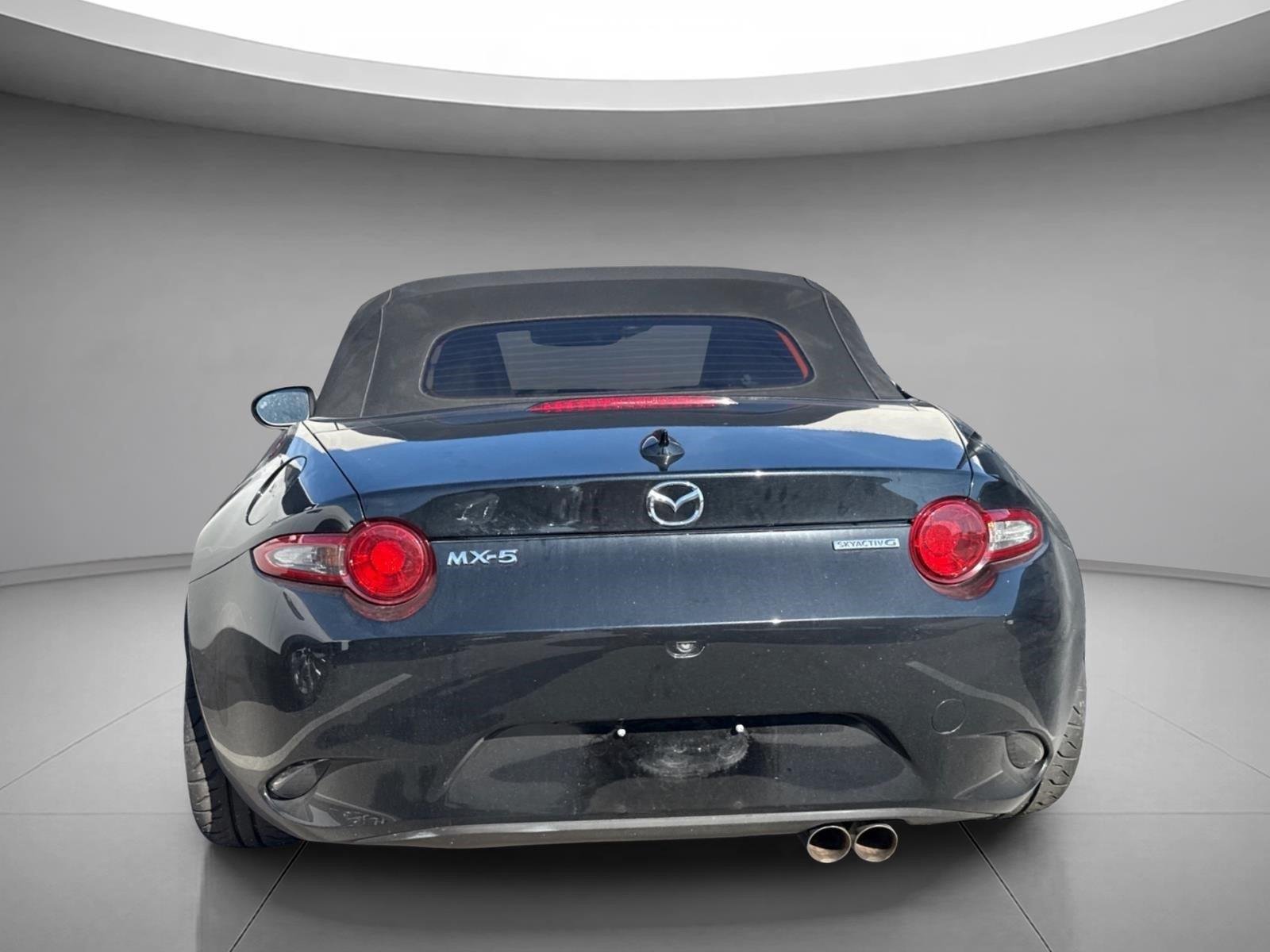Used 2022 Jet Black Mica Mazda Grand Touring image 7