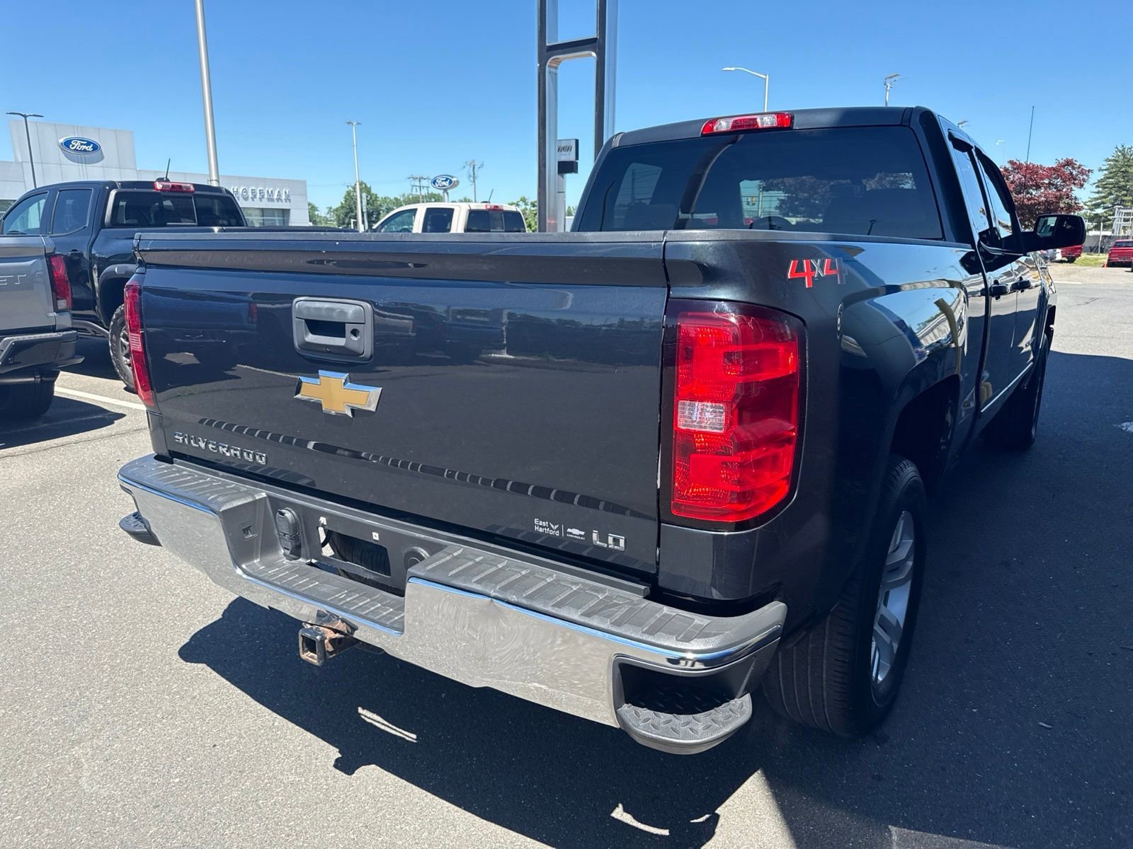 Used 2019 GRAPHITE METALLIC Chevrolet LT image 6