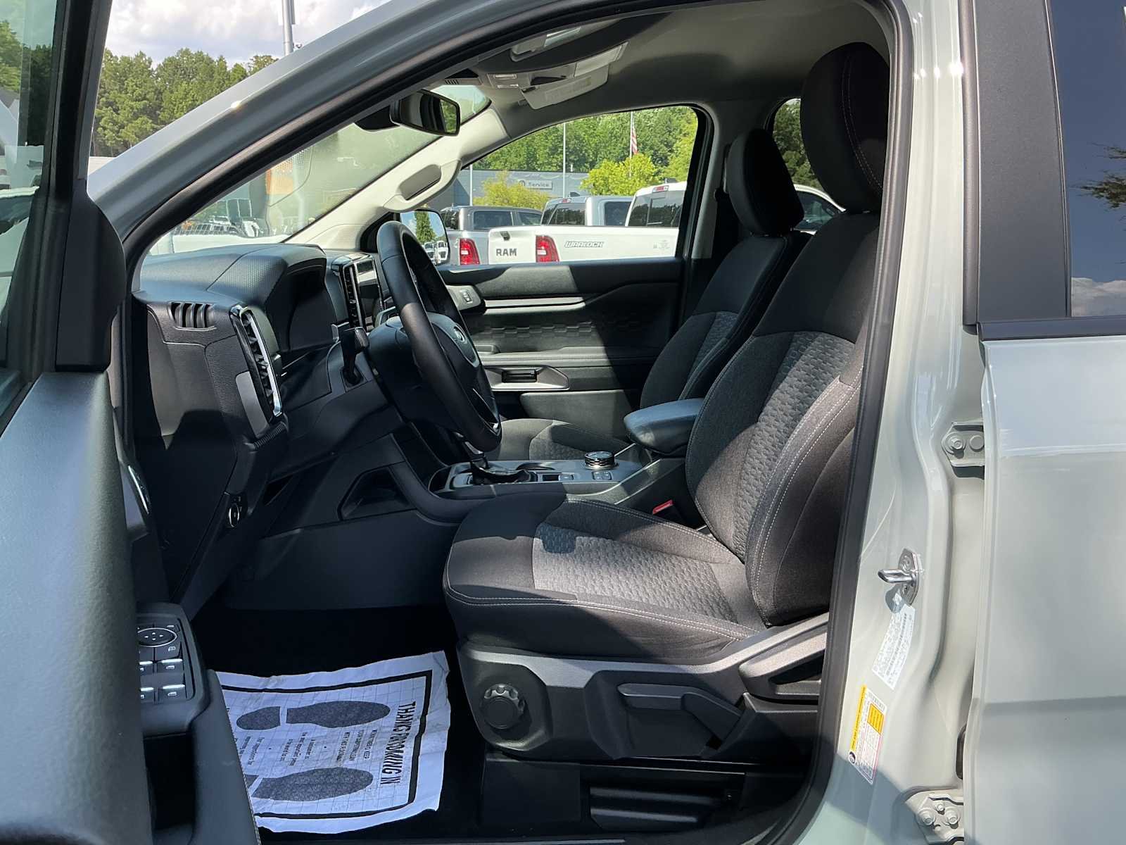 Used 2024 Cactus Grey Ford XLT image 13