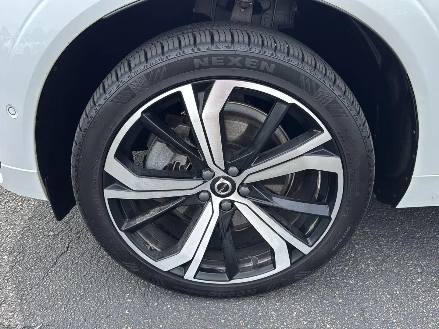 2023 Volvo XC60 Ultimate - Photo 19