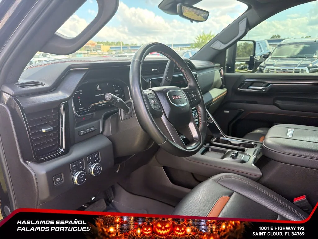 Used 2024 Onyx Black GMC AT4 image 16