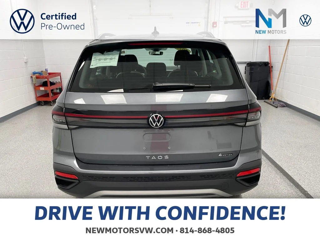 Used 2025 Platinum Gray Metallic Volkswagen 1.5T S image 8