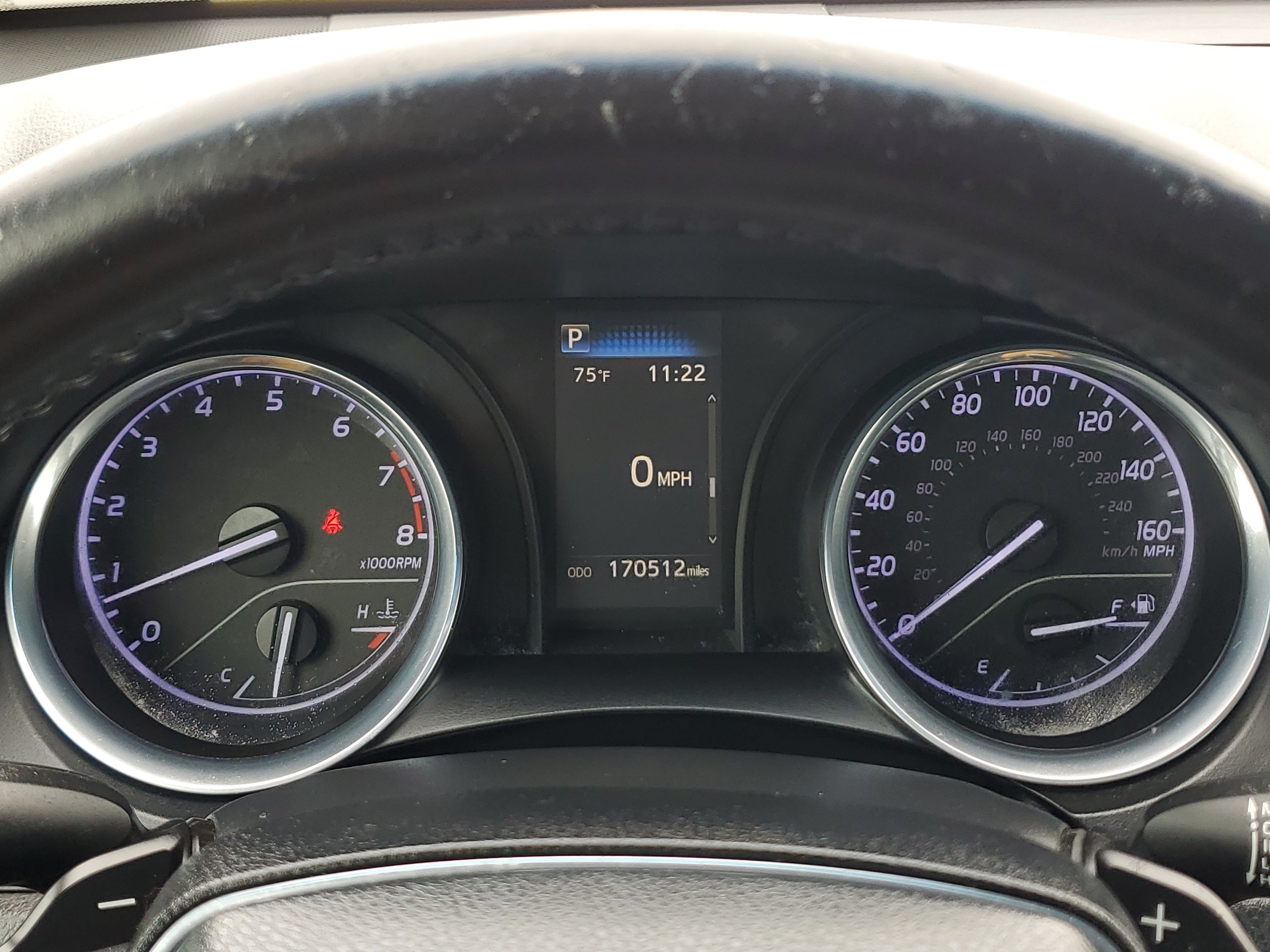 Used 2020 White Toyota SE image 20