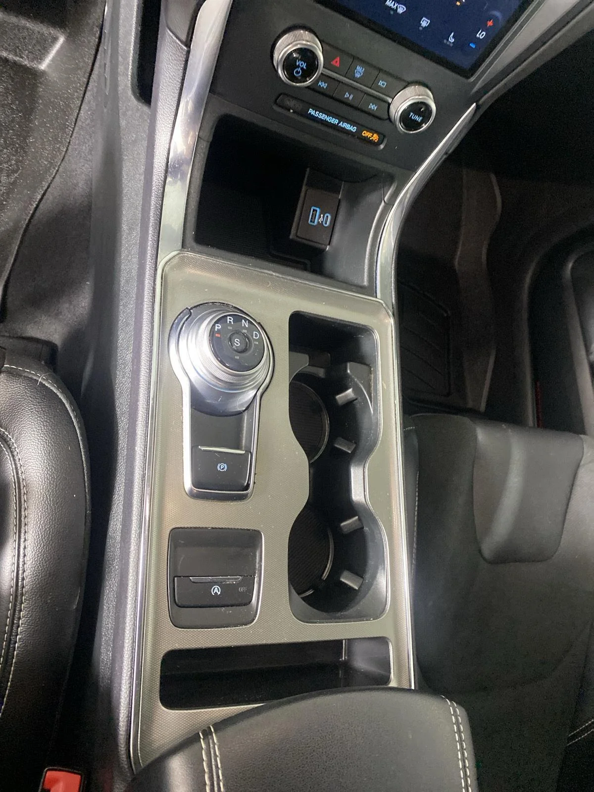 Used 2023 Agate Black Ford ST image 31